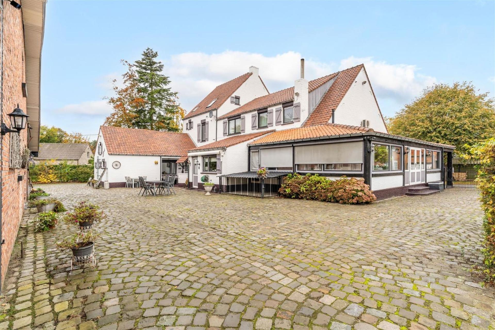 B&B De Kroonhoeve Beringen Eksteriør billede