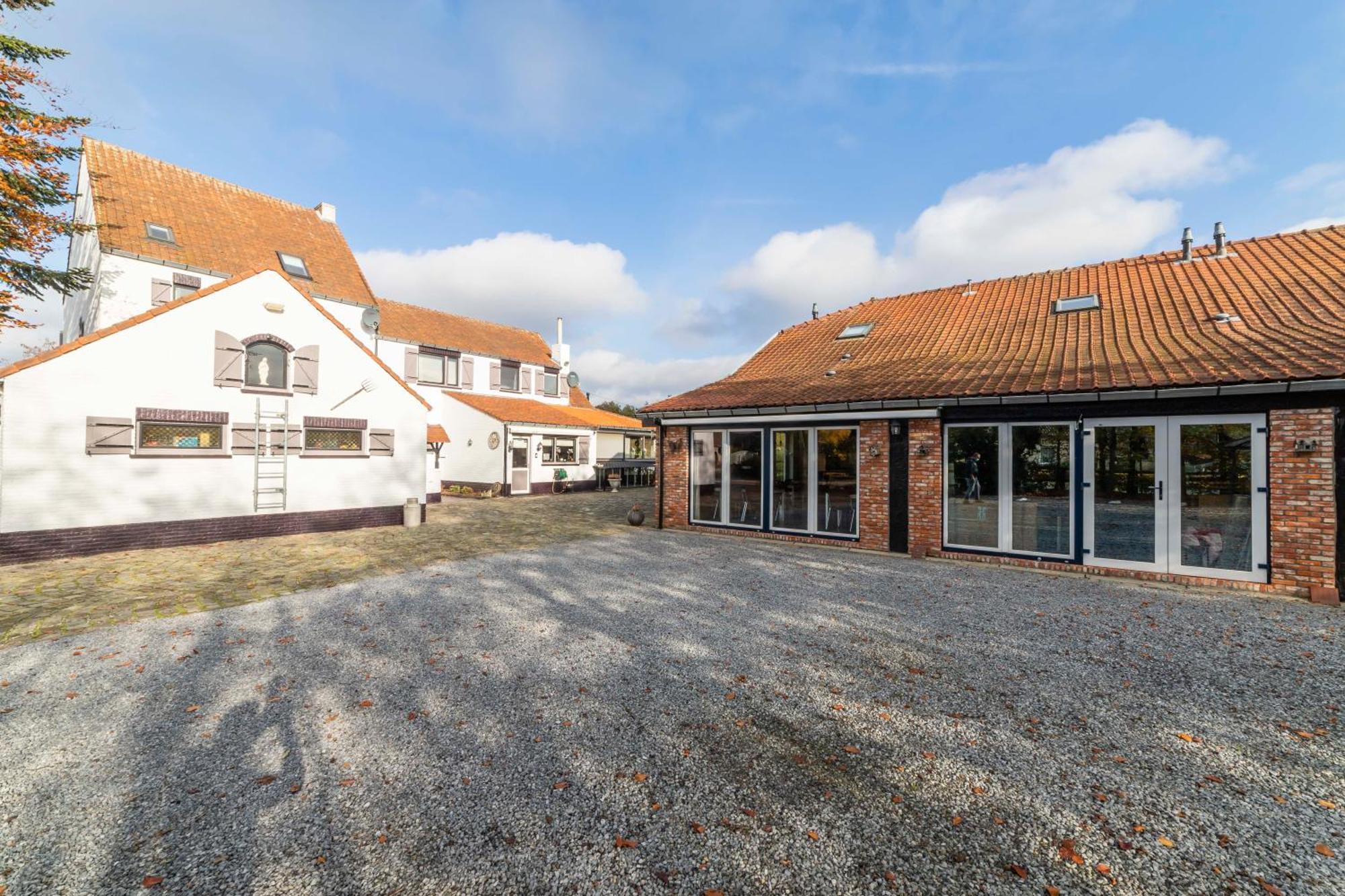 B&B De Kroonhoeve Beringen Eksteriør billede
